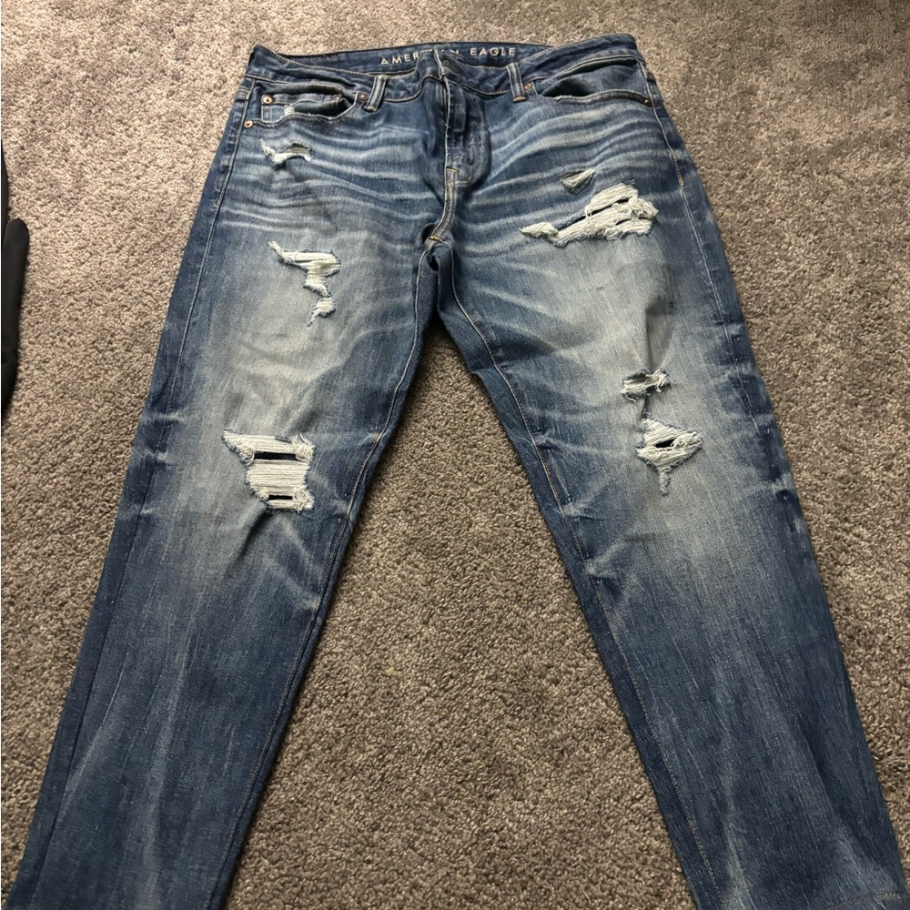 American Eagle Outfitters Men's Ripped Blue Jeans